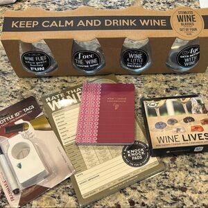 Wine Lover's Gift Set with Accessories